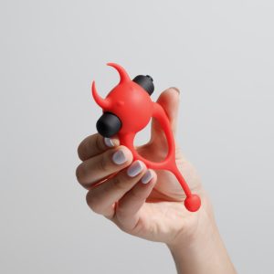 DAEMON ANEL PARA O PÉNIS COM VIBRAÇÃO VERMELHO CRUSHIOUS - Image 10