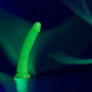 DILDO SLIM REALISTIC DILDO GLOW IN THE DARK 9'' / 22,5 CM REALROCK - Image 6